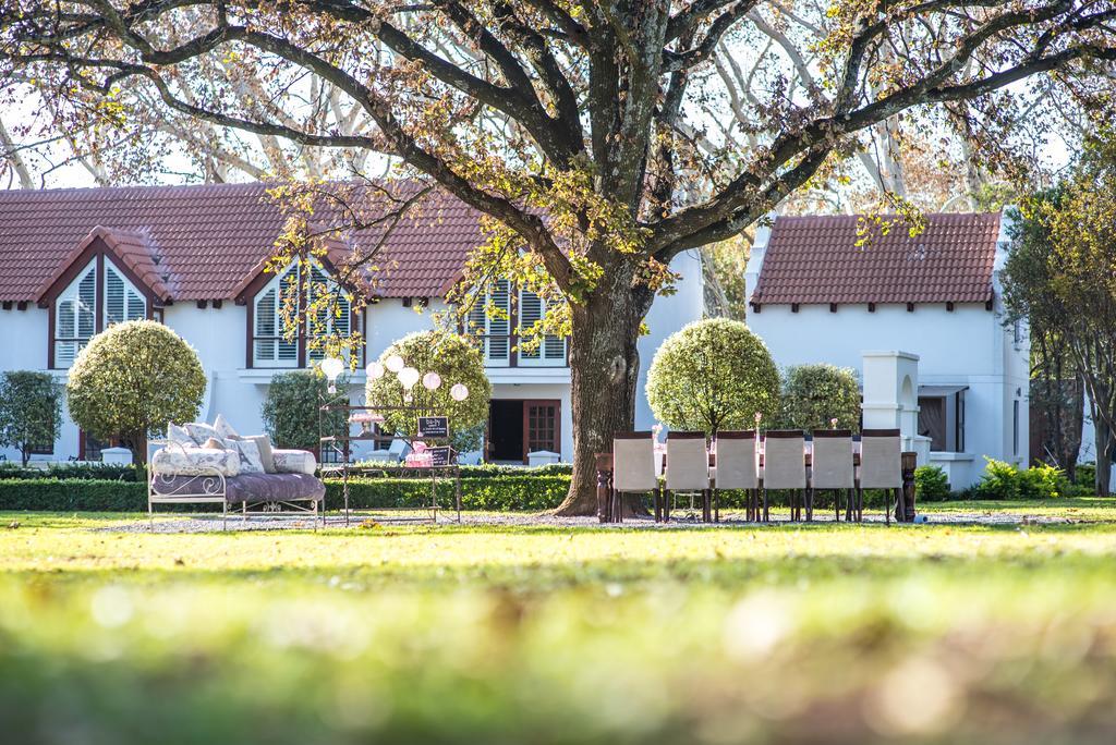River Meadow Manor Centurion Eksteriør bilde